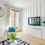 아파트 New Luxury Nives On Seaside *