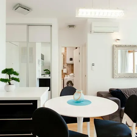 New Luxury Nives On Seaside