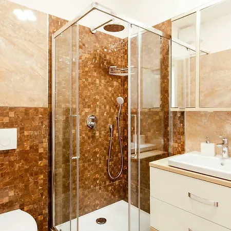 Apartment New Luxury Nives On Seaside *