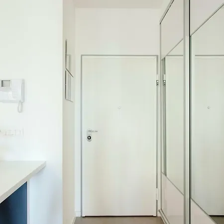 New Luxury Nives On Seaside Apartment *
