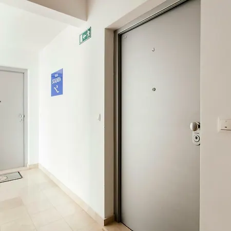 Apartment New Luxury Nives On Seaside