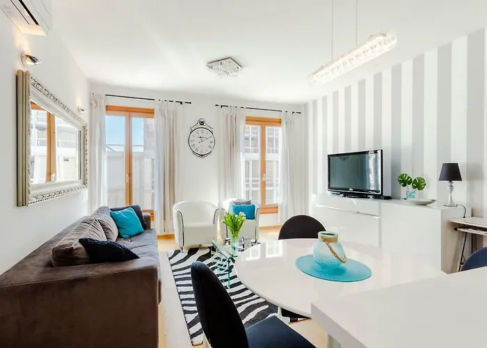 Apartment New Luxury Nives On Seaside Split